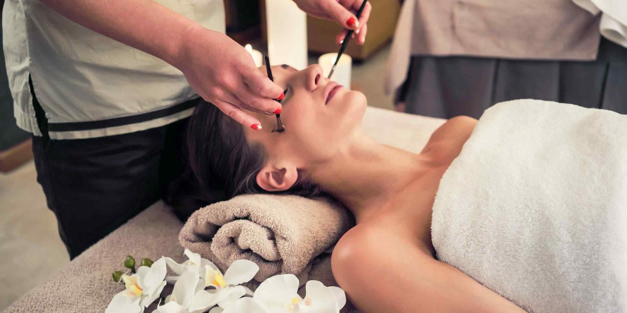 https://senbeauty.com/wp-content/uploads/2018/10/spa-treatment-11-1280x640.jpg