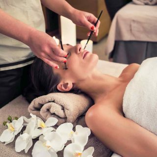 https://senbeauty.com/wp-content/uploads/2018/10/spa-treatment-11-320x320.jpg